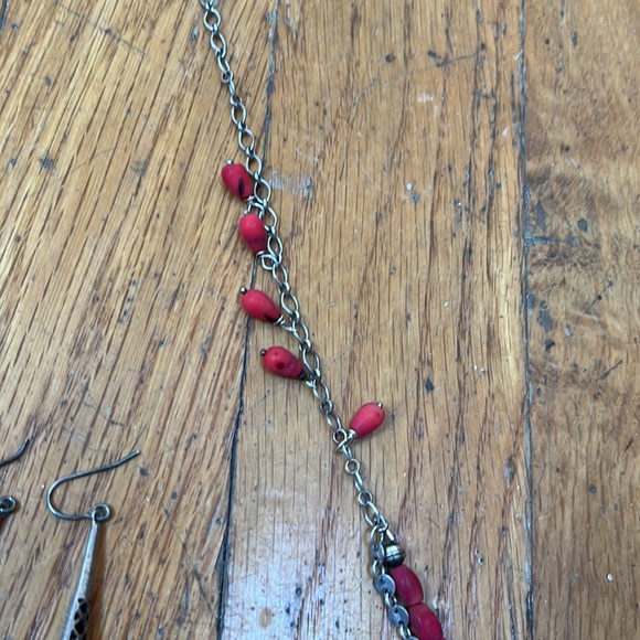 EVINE LIVE 925 silver/red stone necklace and dangle  earrings set w/box - Picture 8 of 9